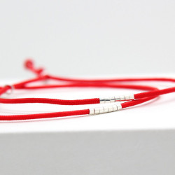 Pulsera hilo rojo